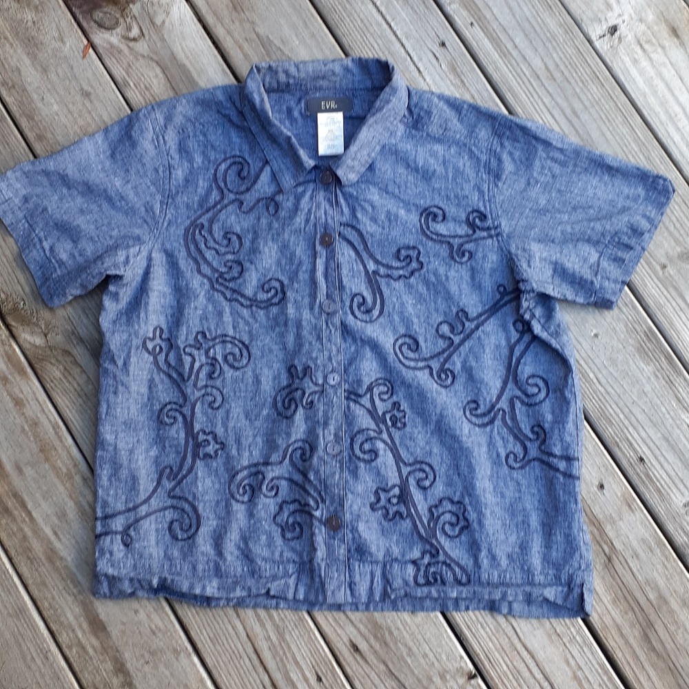 3 for $20 Vintage EVR womens button up blouse